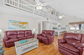 Tipsea Turtle in Cherry Grove is a Channel House with a great view of the waterway